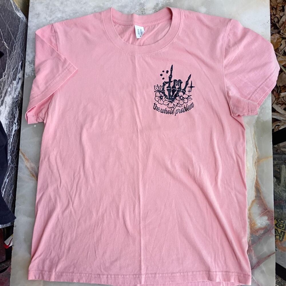 Snarky Unbranded Women's Pink and Black T-shirt